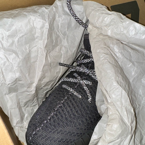 Yeezy shoes never worn as you can tell by the bottom of the shoe pics. size 5 - Picture 8 of 8